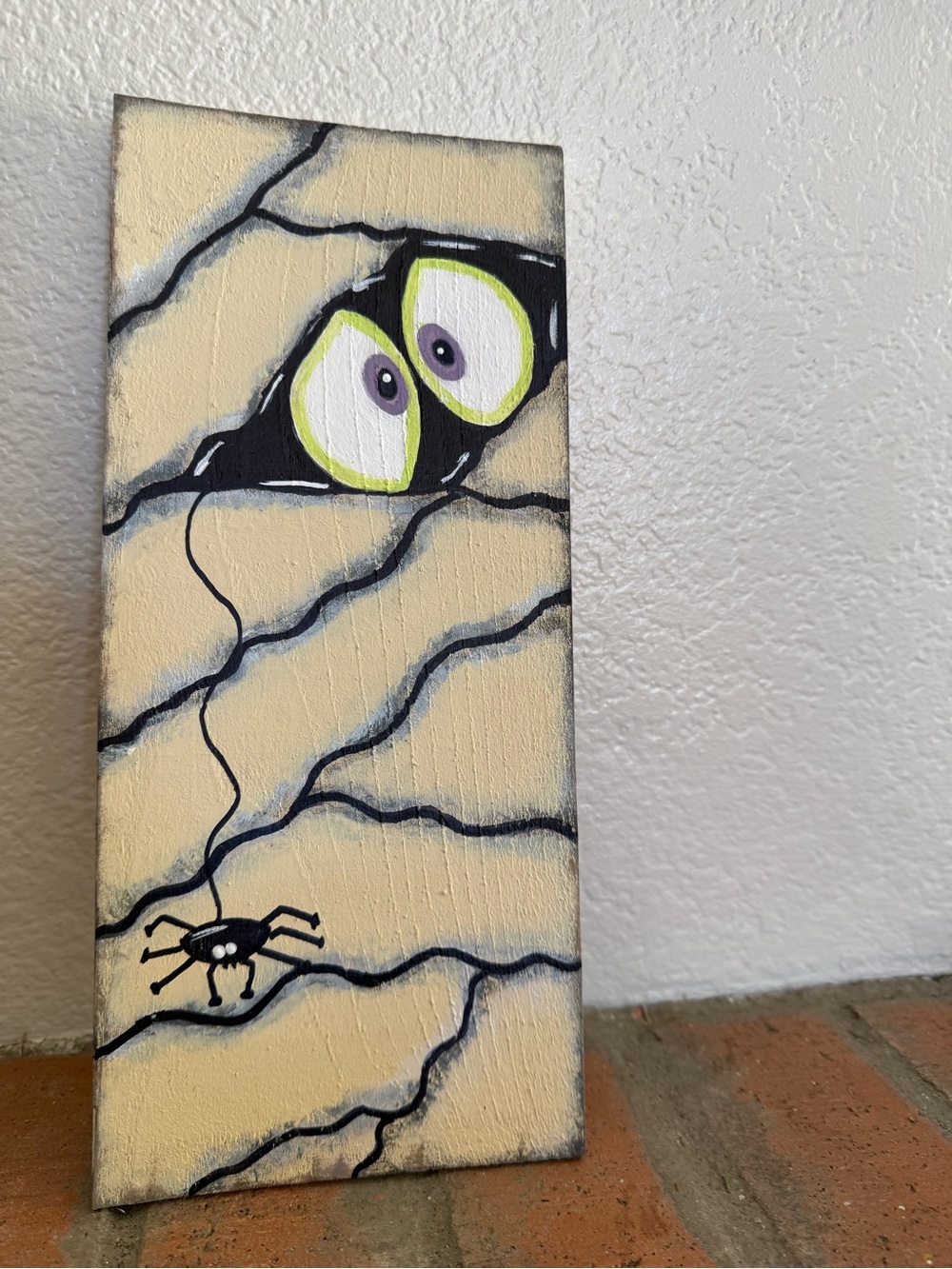 Hand-Painted mummy wood decor